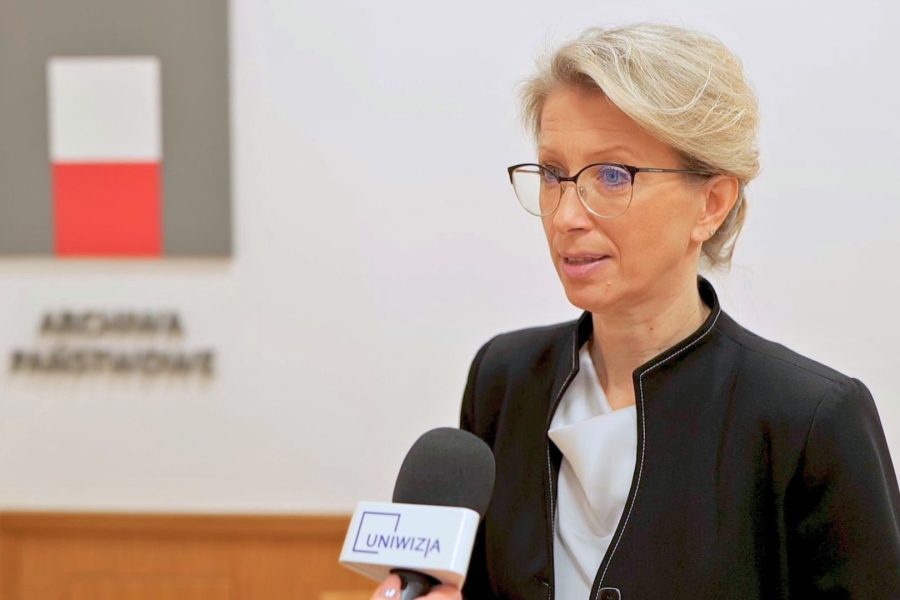 UNIWIZJA ARCHIWUM PAŃSTWOWE W SZCZECINIE PODPISANIE UMOWY